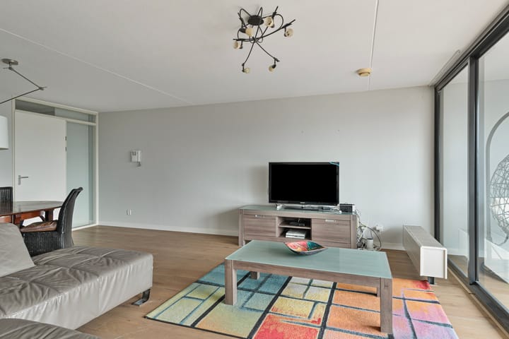 Photo 11 of Westvest 36-C