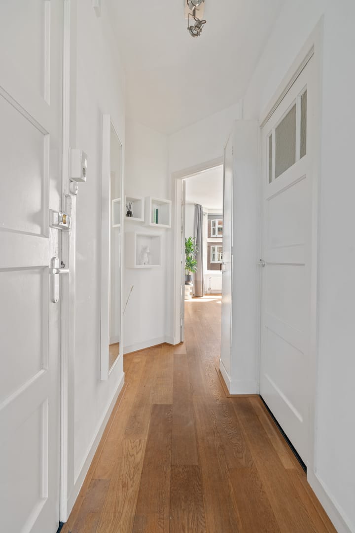 Foto 11 van Sassenheimstraat 72-2