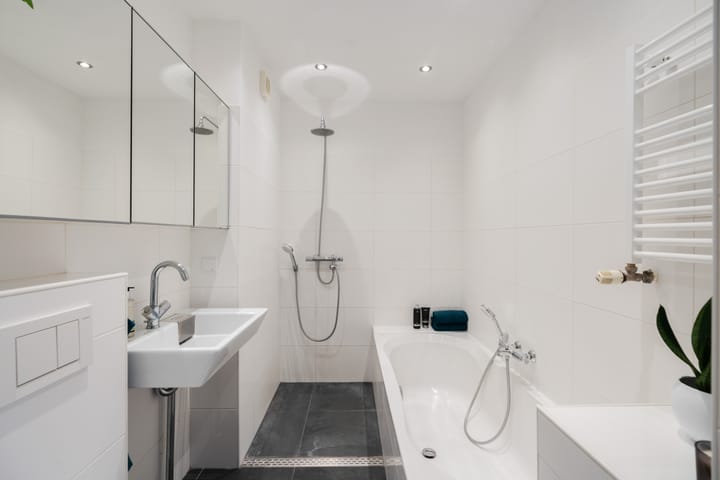 Foto 25 van Sassenheimstraat 72-2