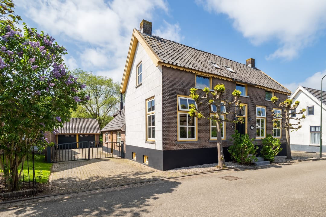 Photo 1 of Herenstraat 15