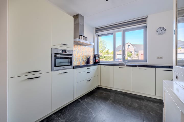 Foto 3 van Bosroos 6