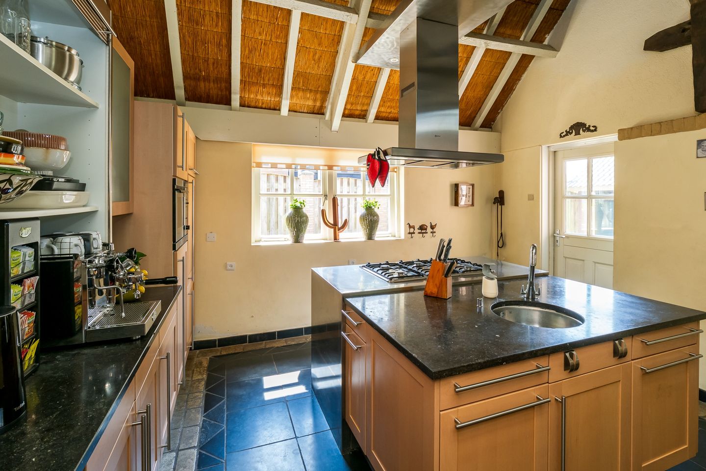 Photo 25 of Herenstraat 15