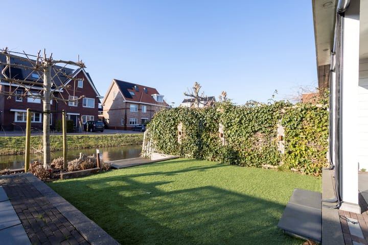 Foto 48 van Paul van Ostaijenlaan 25