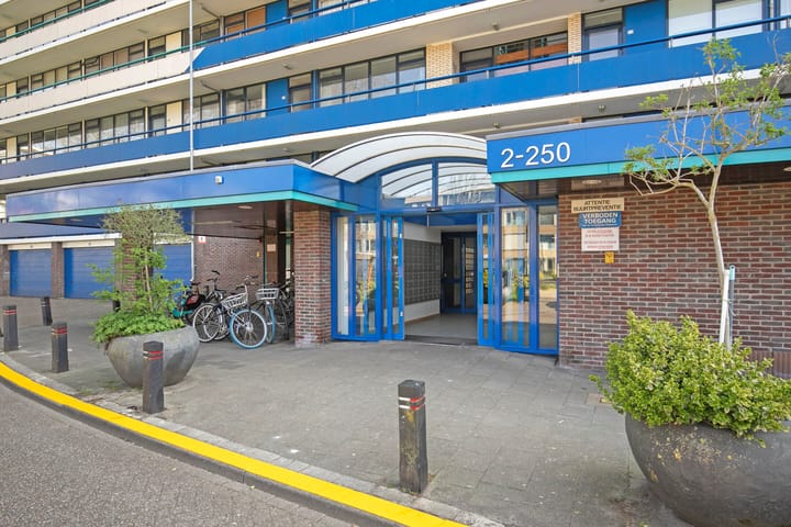 Photo 6 of Rhodosdreef 128