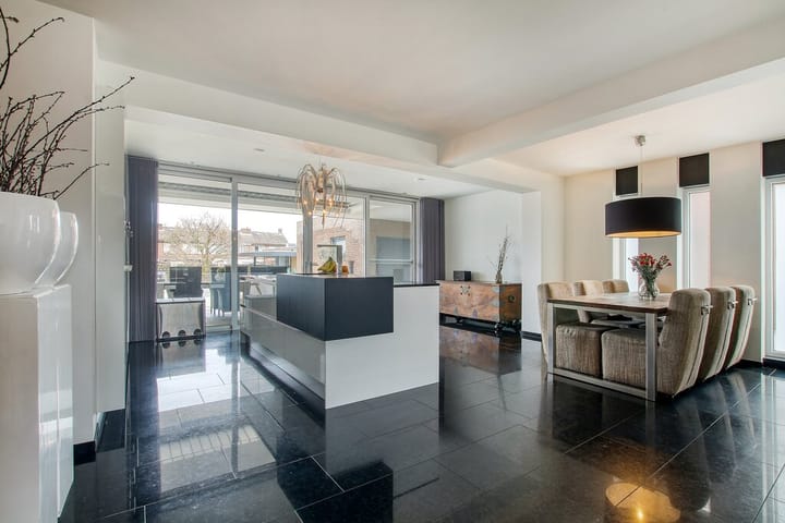 Foto 10 van Overbroekerstraat 50