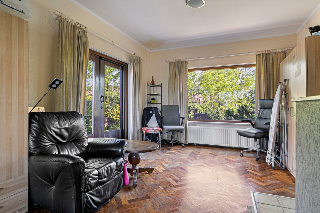 Photo 13 of Leemstraat 1-A