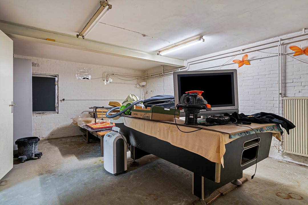 Photo 32 of Leemstraat 1-A