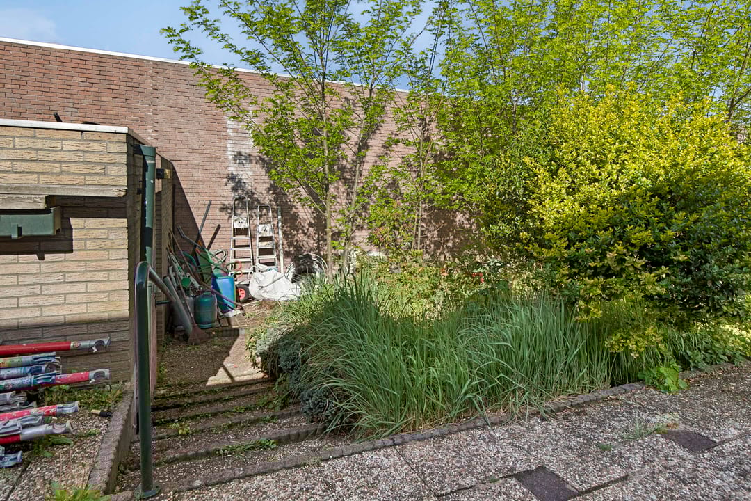 Photo 41 of Leemstraat 1-A