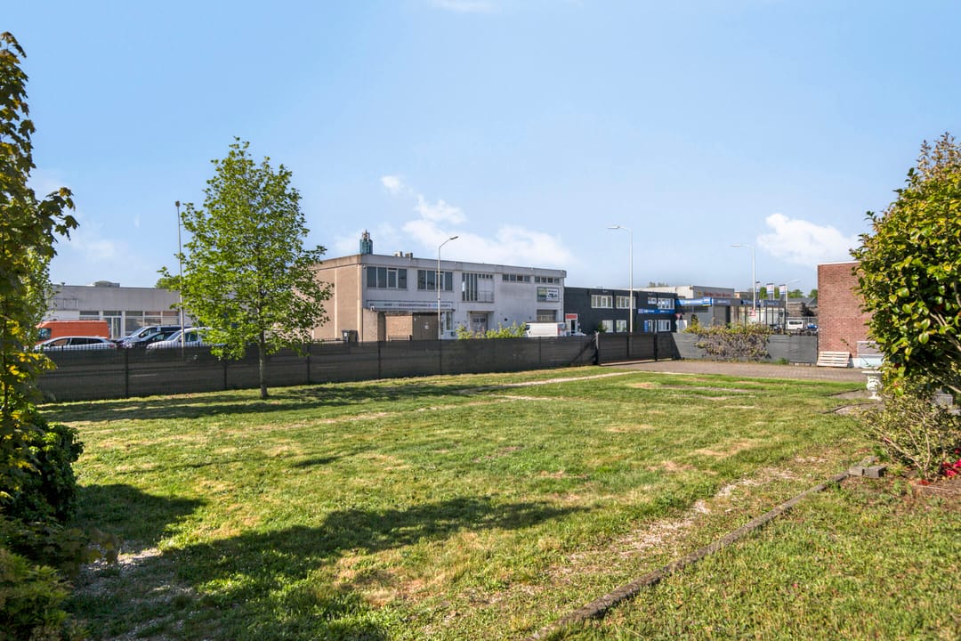 Photo 47 of Leemstraat 1-A