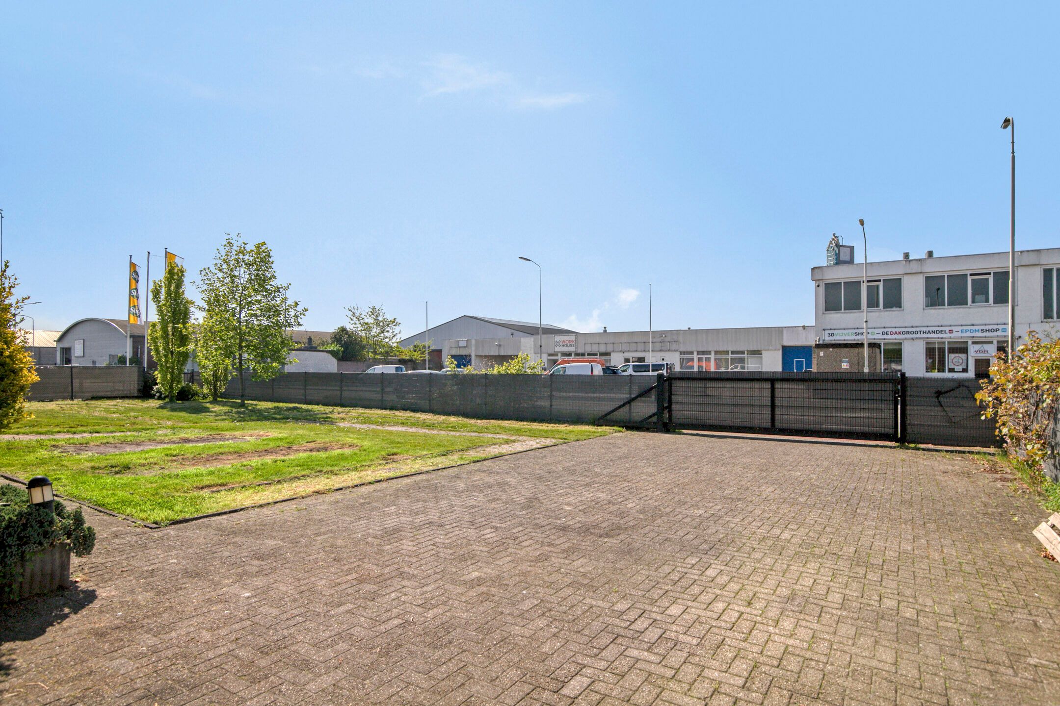 Photo 48 of Leemstraat 1-A