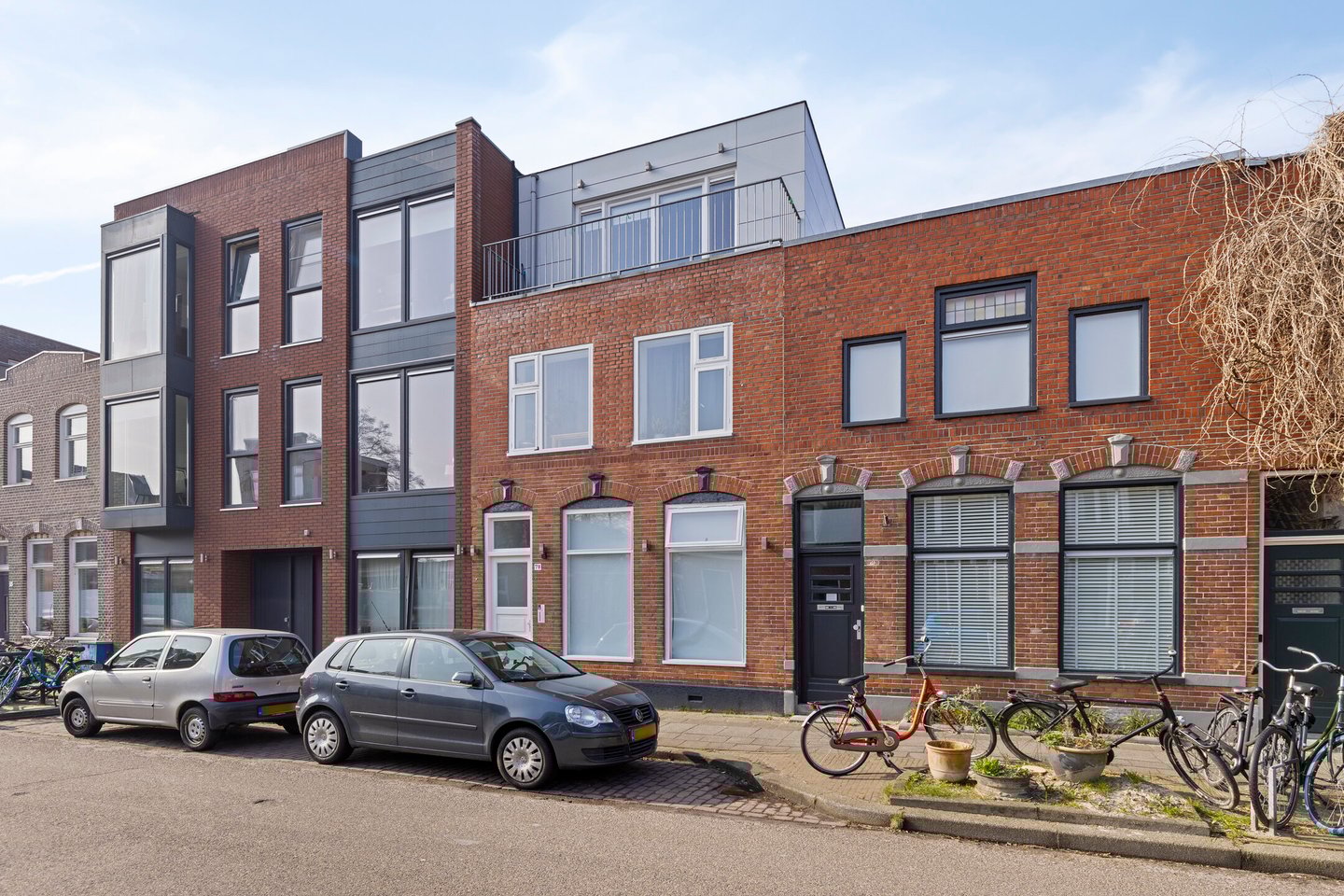 View photo 2 of Kerklaan 78