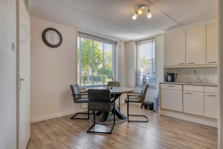 Foto 12 van Leeuwerikenstraat 19