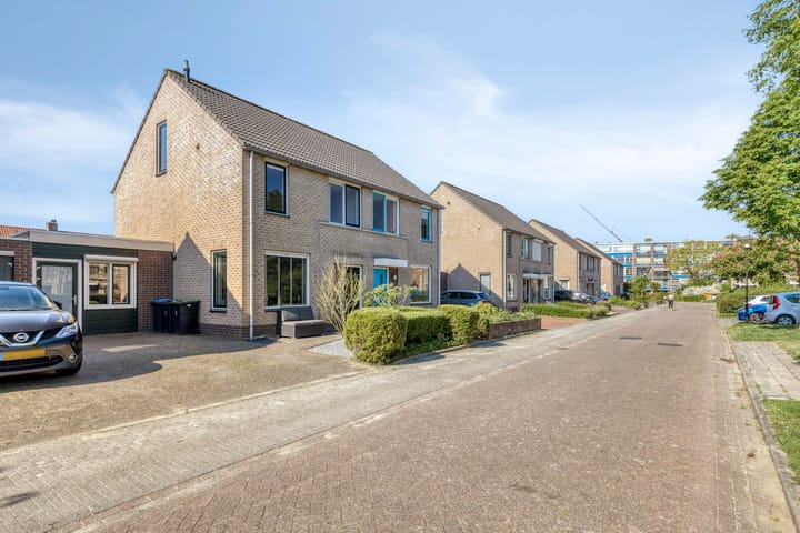 Foto 37 van Leeuwerikenstraat 19