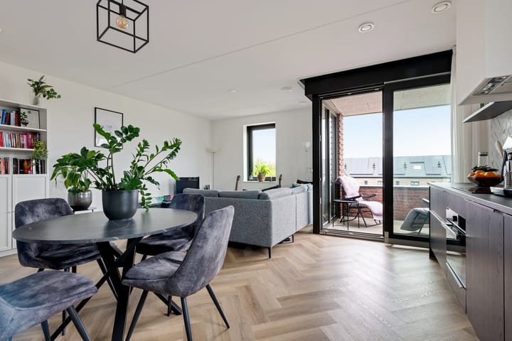 Foto 2 van C. Lofstraat 48