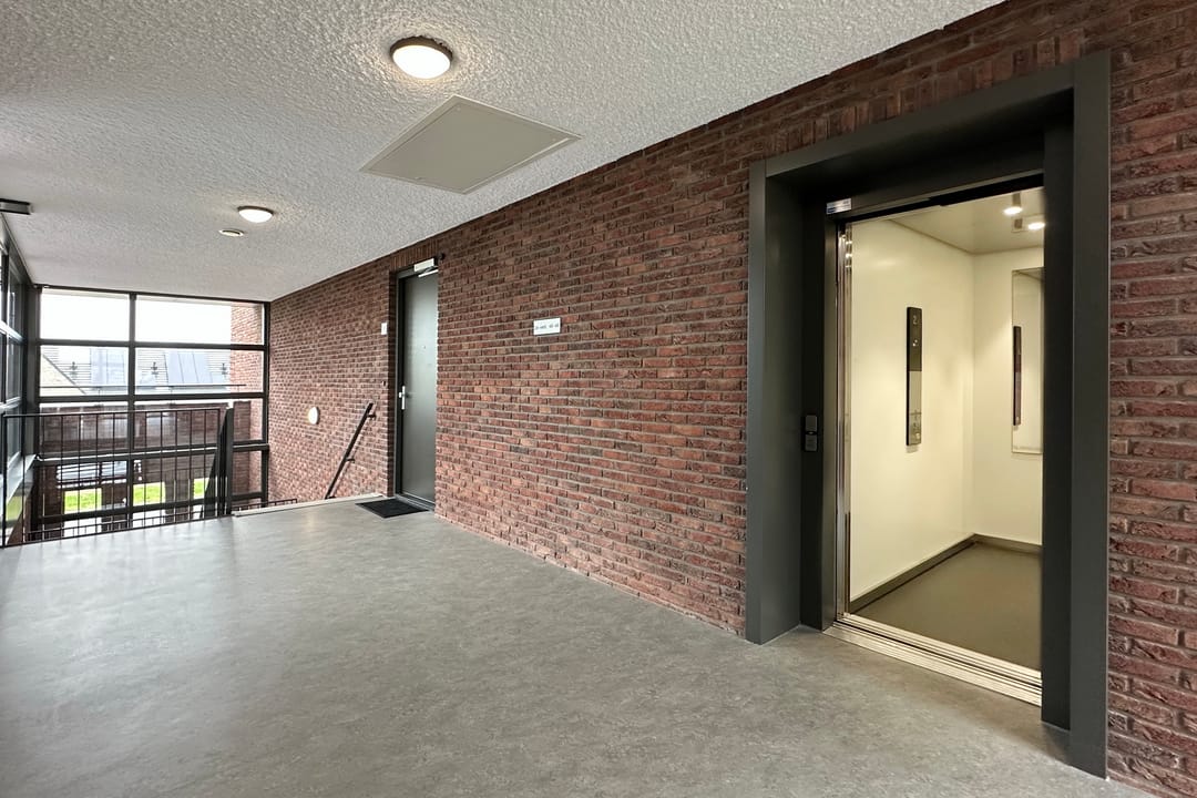 Foto 7 van C. Lofstraat 48