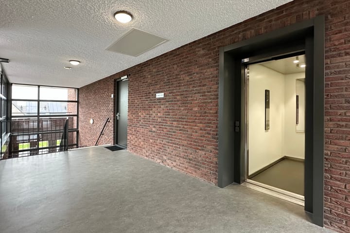 Foto 7 van C. Lofstraat 48