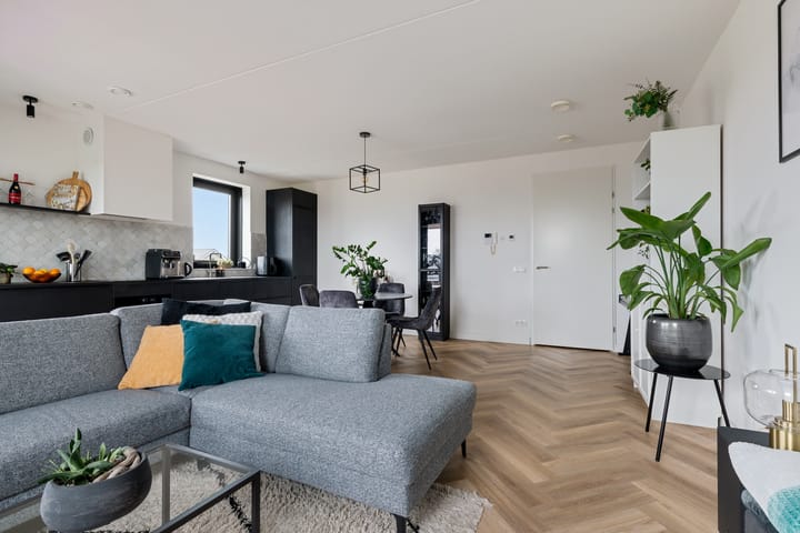 Foto 15 van C. Lofstraat 48