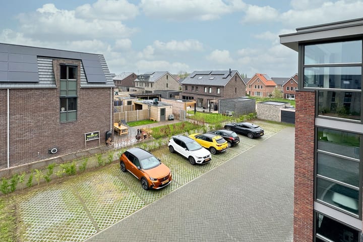 Foto 27 van C. Lofstraat 48