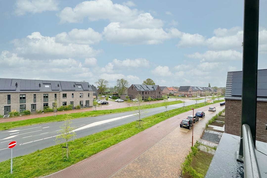 Foto 28 van C. Lofstraat 48