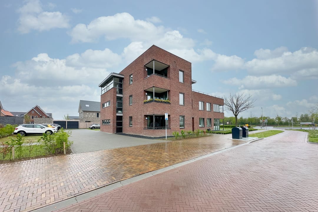 Foto 38 van C. Lofstraat 48