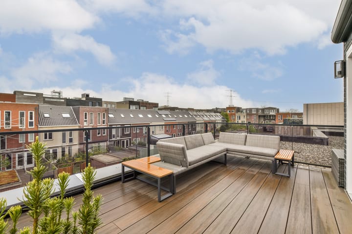 Foto 19 van John Napierstraat 28