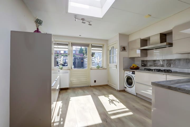 Foto 12 van Paulus Borstraat 15