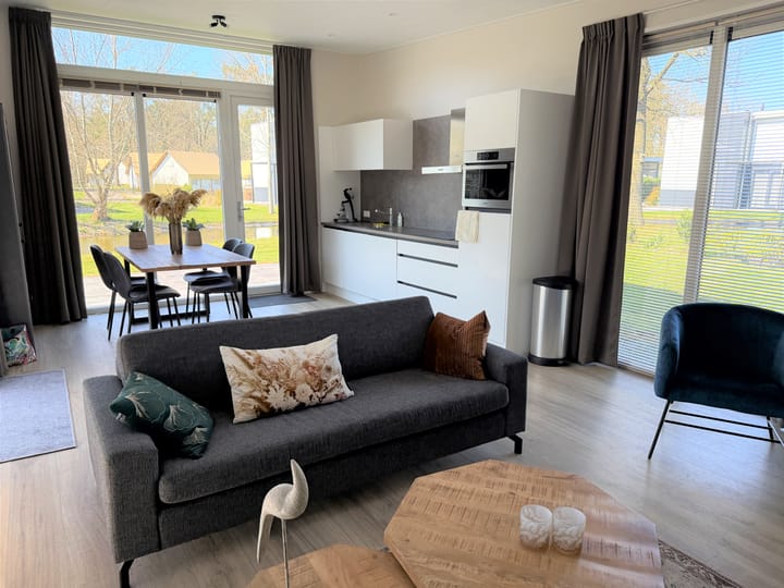 Foto 3 van Veldhuisweg 4-130A