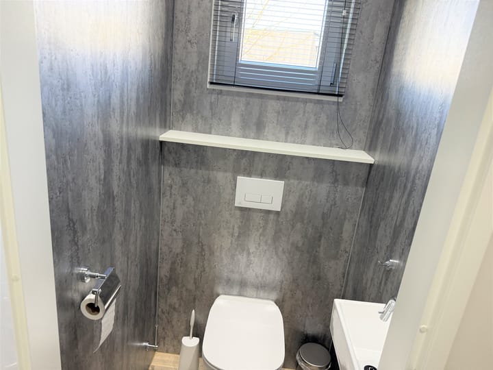 Foto 20 van Veldhuisweg 4-130A