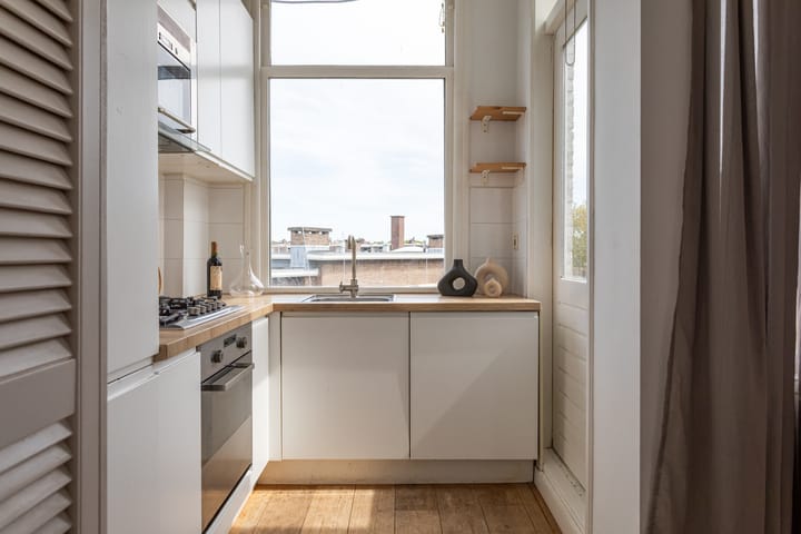 Foto 10 van Anjelierstraat 45