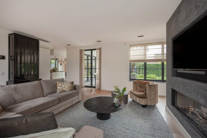 Foto 12 van Paul van Ostaijenstraat 6