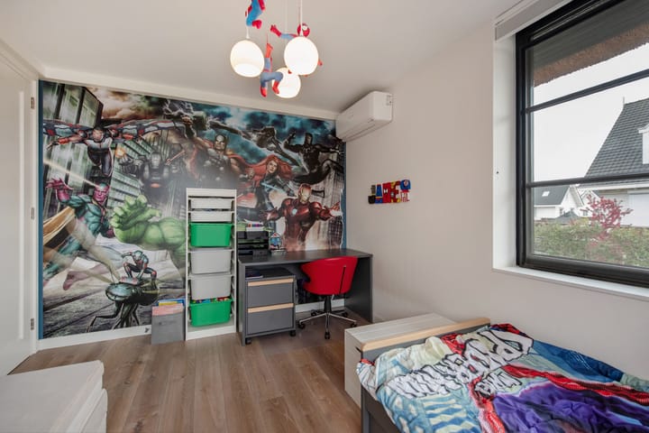 Foto 38 van Paul van Ostaijenstraat 6