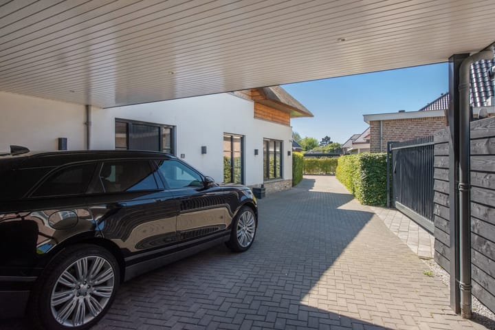 Foto 74 van Paul van Ostaijenstraat 6