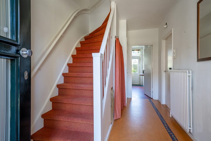 Photo 6 of Kon Wilhelminastraat 17