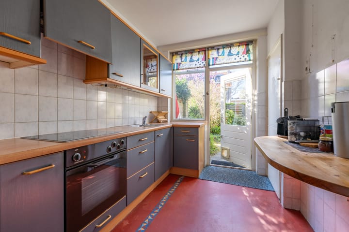 Photo 8 of Kon Wilhelminastraat 17