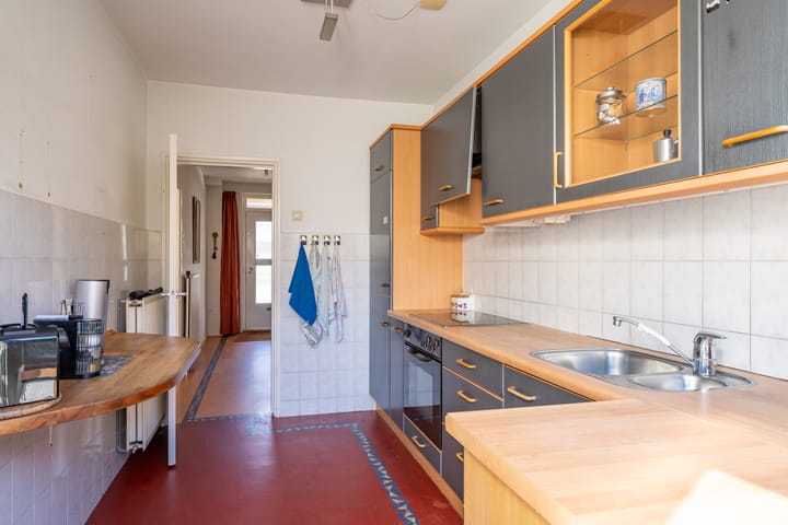 Photo 9 of Kon Wilhelminastraat 17