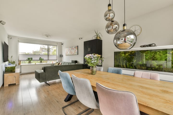 Foto 2 van Bazuinstraat 61