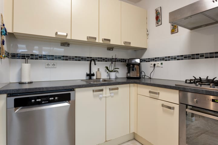 Foto 10 van Poeijersstraat 20