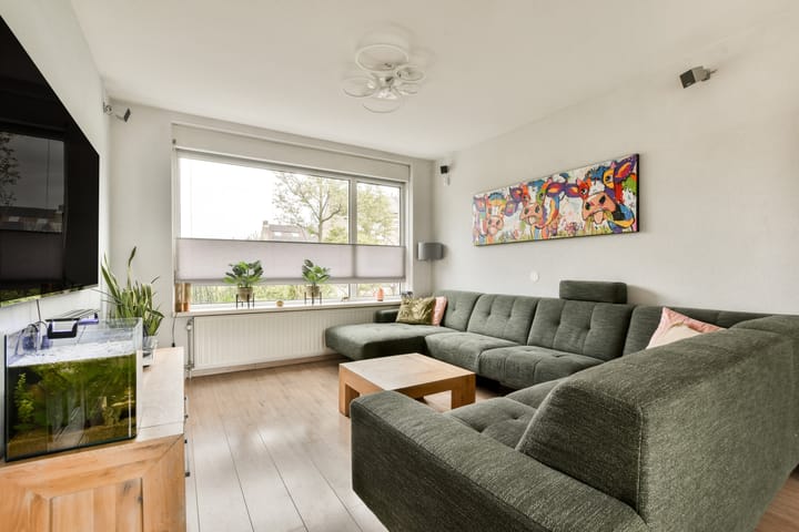 Foto 16 van Bazuinstraat 61