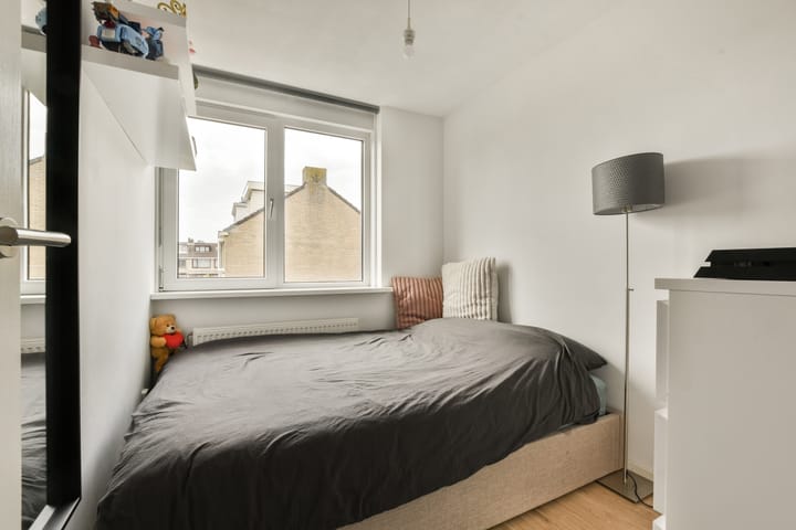 Foto 9 van Bazuinstraat 61