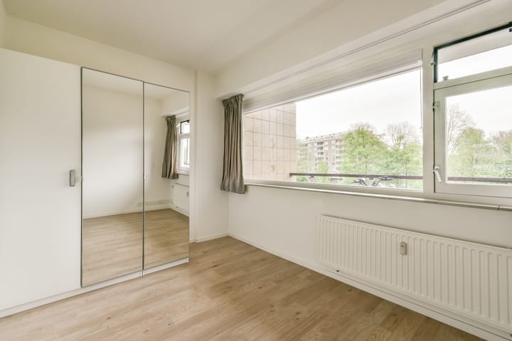 Foto 13 van Burgemeester Hogguerstraat 53