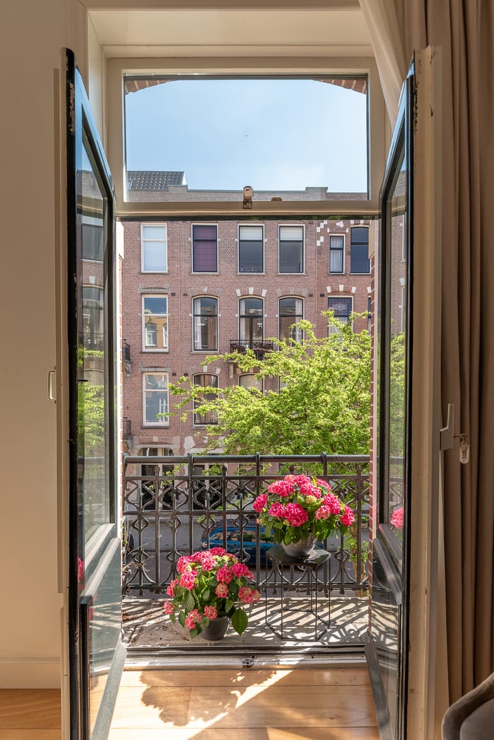 Foto 40 van Valeriusstraat 122-H