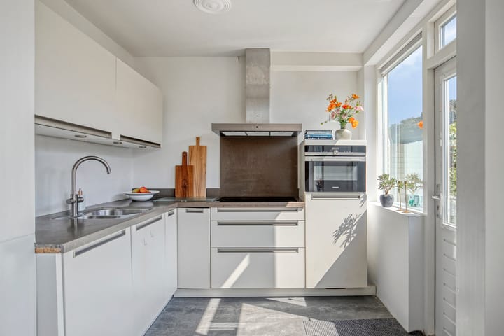 Photo 11 of Margrietstraat 15