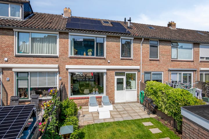 Photo 25 of Margrietstraat 15