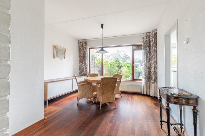 Foto 15 van Vleugeltjesbloem 16