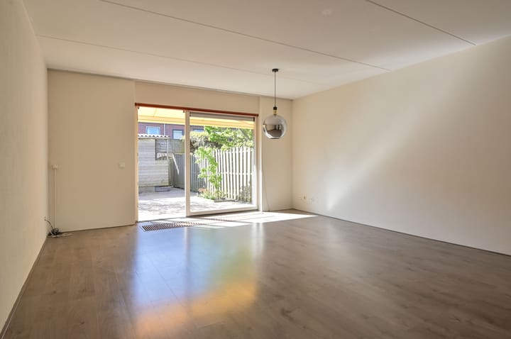 Foto 4 van Brancusistraat 12