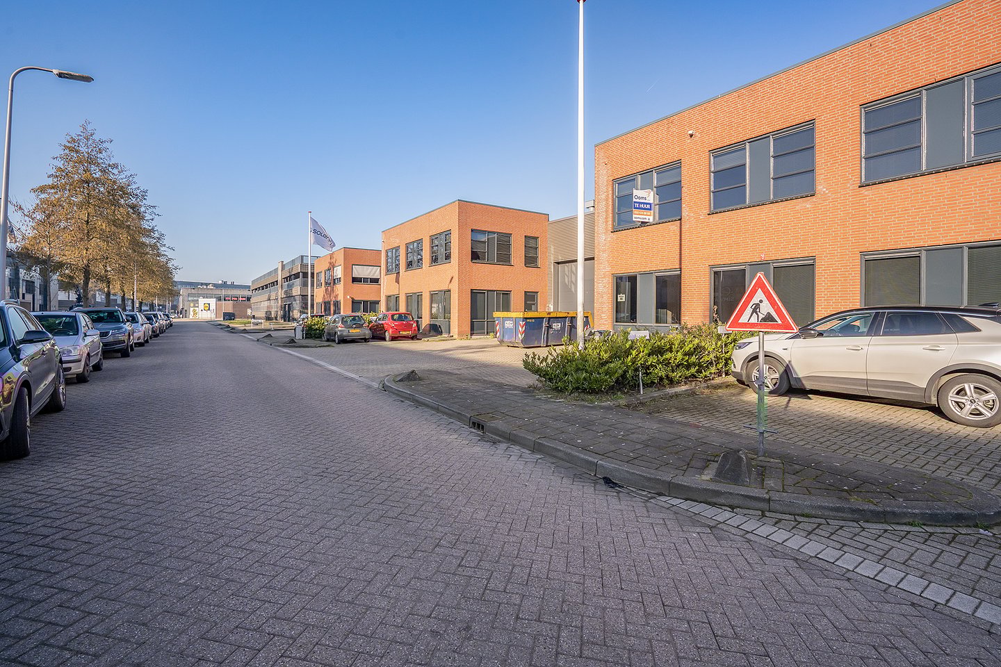View photo 2 of Pesetastraat 66