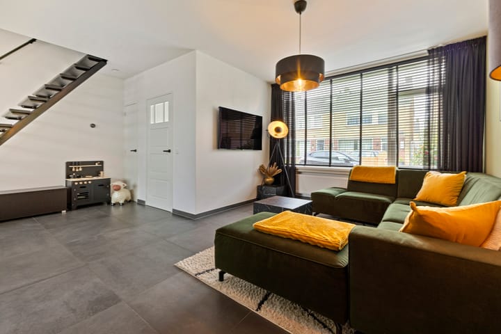 Foto 4 van Smirnoffstraat 3