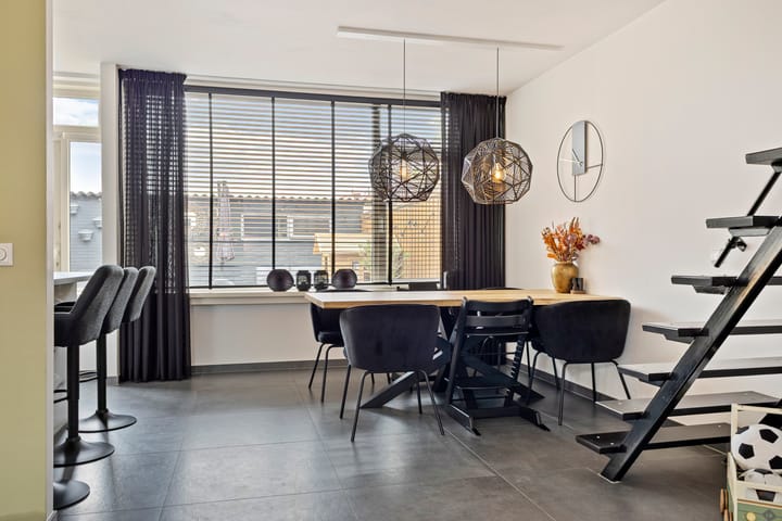 Foto 9 van Smirnoffstraat 3