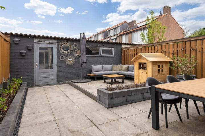 Foto 31 van Smirnoffstraat 3