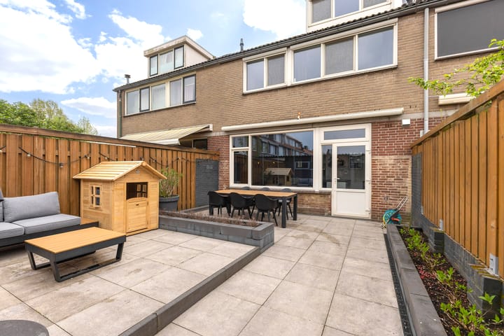 Foto 32 van Smirnoffstraat 3